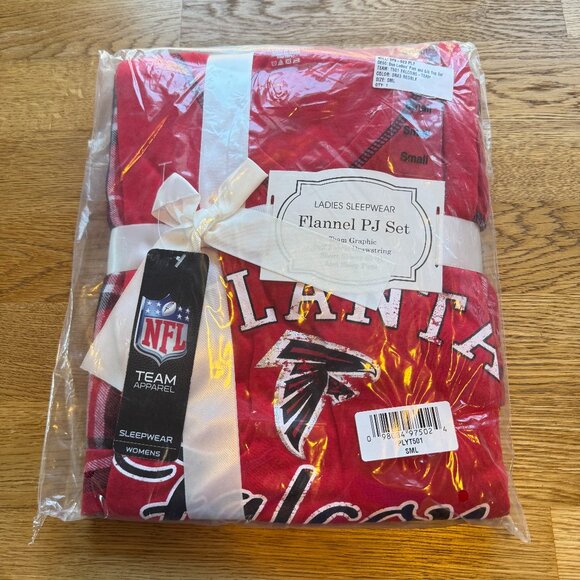 NFL Atlanta Falcons Flannel PJ Set Women's Size Small NWT - Picture 1 of 5